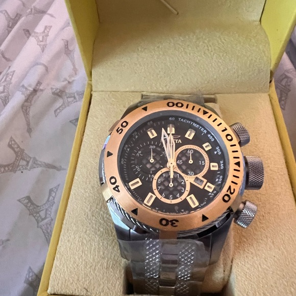 Never worn Invicta watch Men’s - Picture 2 of 3